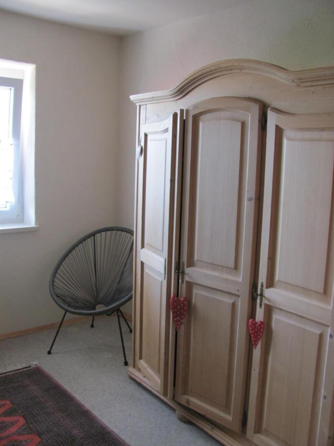 #2 Ruhiges Gemuetliches Ferienzimmer Mit 2 Einzelbetten Gemeinschaftsbad W-Lan Airport Nah Late Night Check In Haus Nr 9,5 Trunkelsberg Экстерьер фото