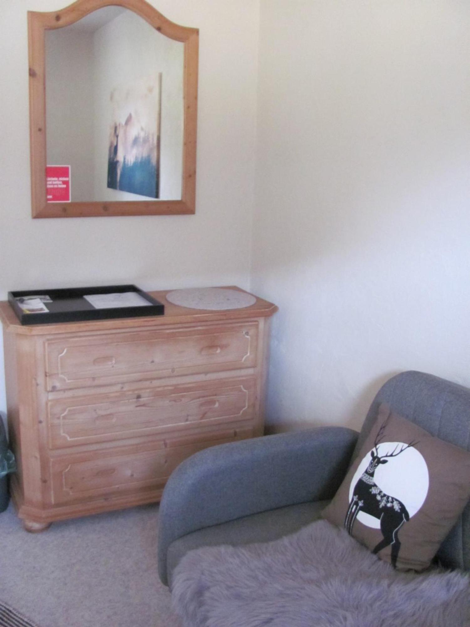 #2 Ruhiges Gemuetliches Ferienzimmer Mit 2 Einzelbetten Gemeinschaftsbad W-Lan Airport Nah Late Night Check In Haus Nr 9,5 Trunkelsberg Экстерьер фото